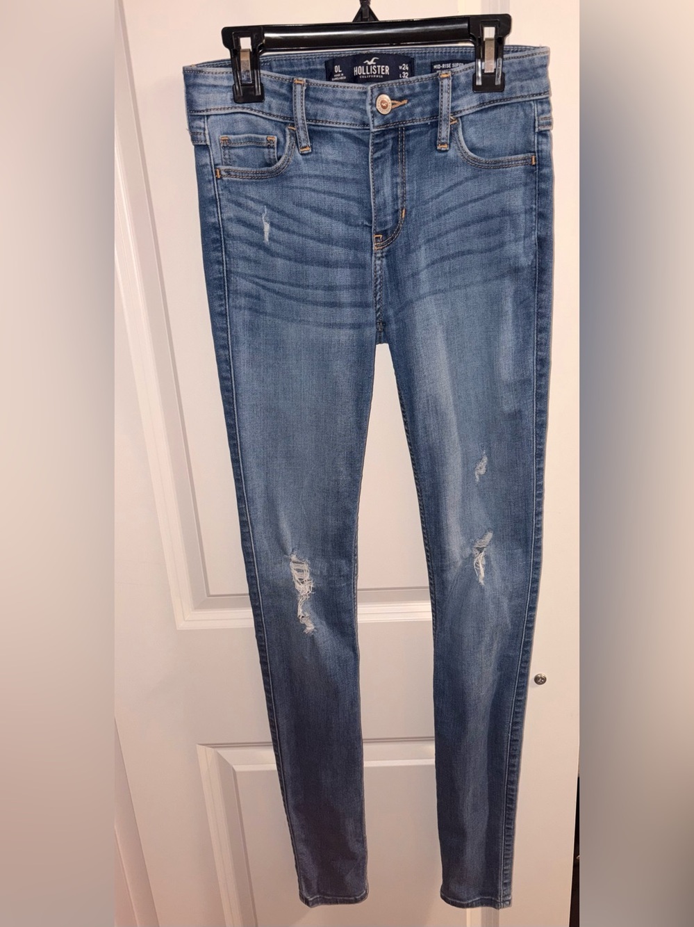Hollister Mid-Rise Distressed Skinny Jeans